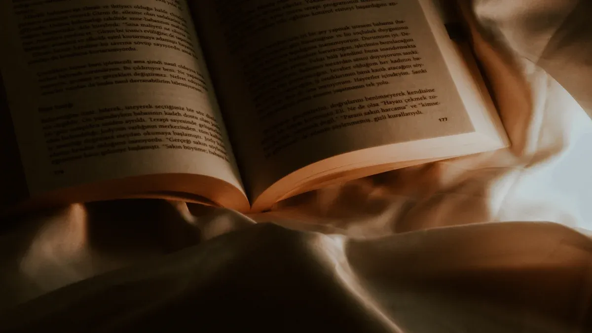 Atmosphere by Taylor Jenkins Reid Book Review