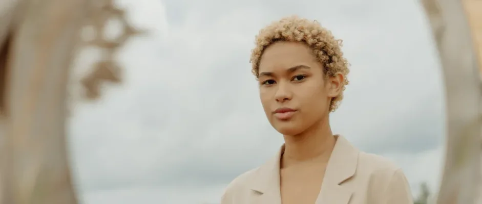 Blonde Dust by Tatiana de Rosnay Book Review