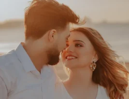 Sounds Like Love by Ashley Poston Book Review