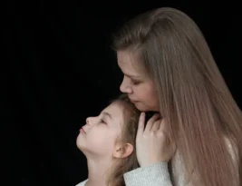 Motherless Daughters by Hope Edelman Book Review