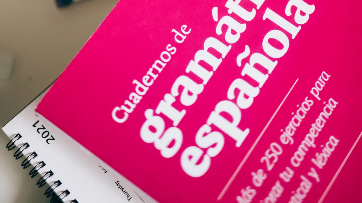 Confessions of a Grammar Queen by Eliza Knight Book Review