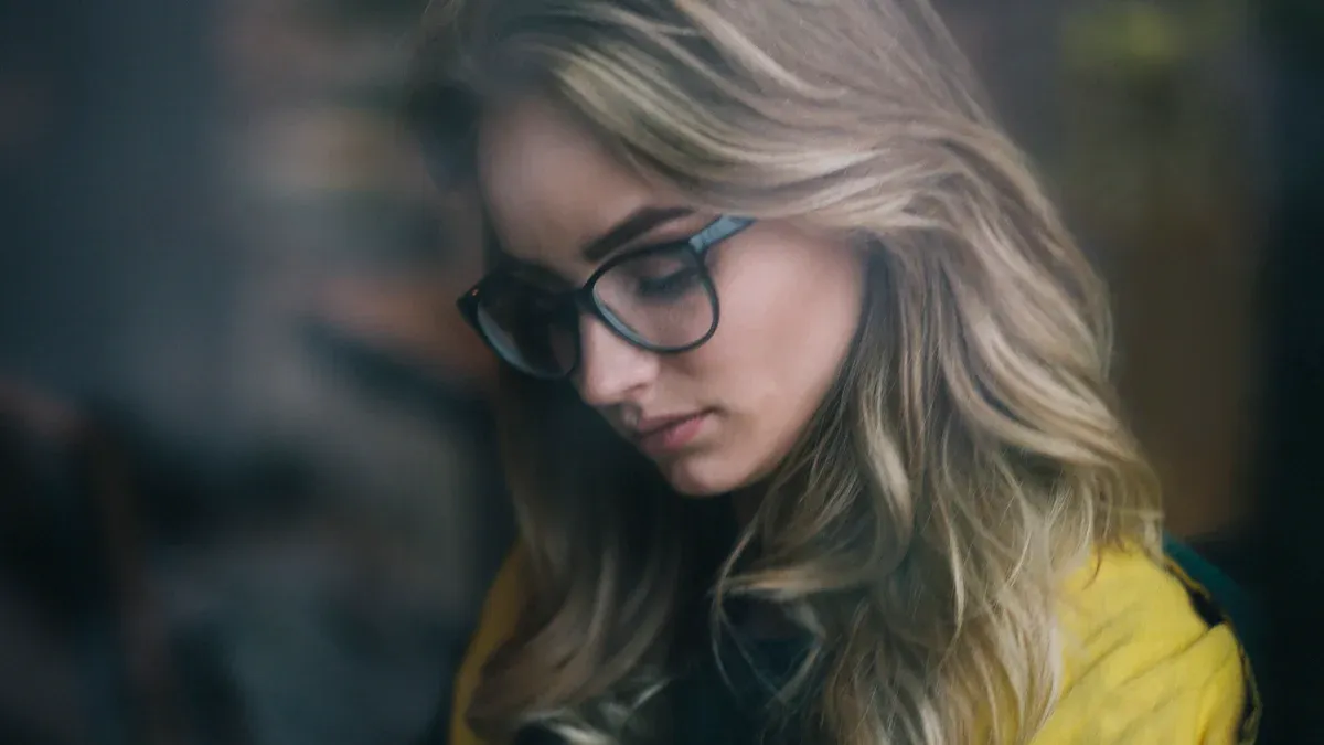 Glass Girls by Danie Shokoohi Book Review