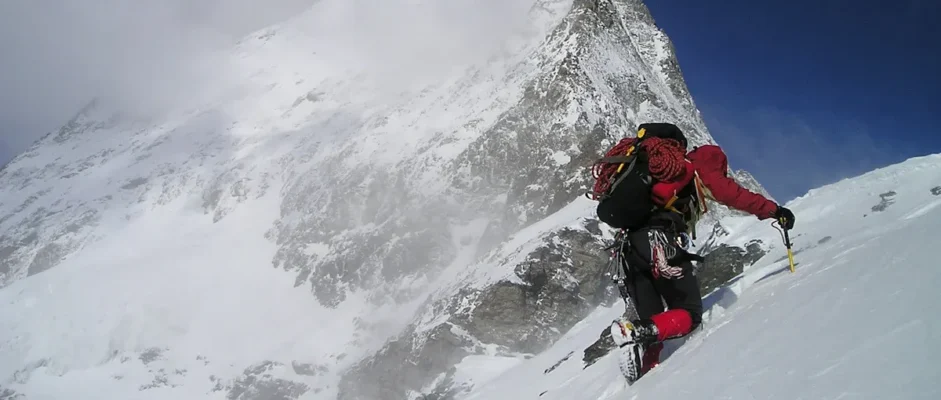 The Climb: Creating an Everest Mindset by Rachel Davis Book Review